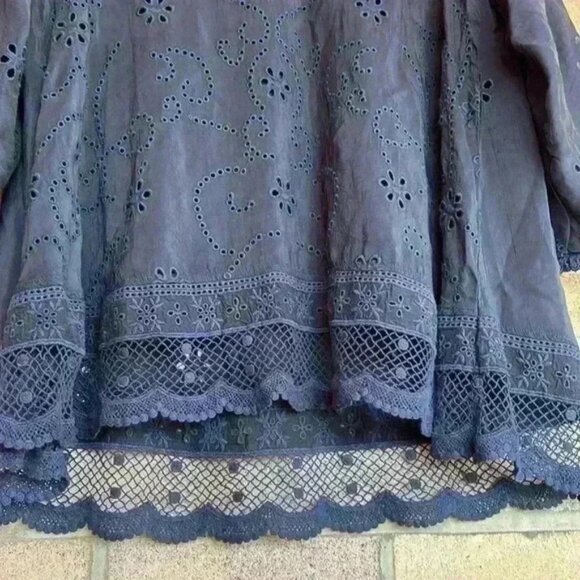 Johnny Was Black 3/4 Sleeve embroidered eyelet tunic style peasant blouse - Picture 3 of 10
